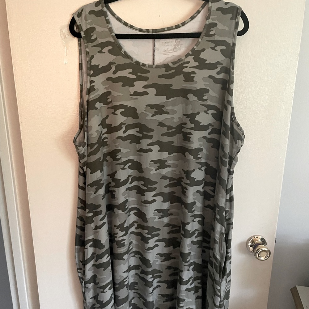 Terra & Sky camouflage skater dress size 4X (28-30w)